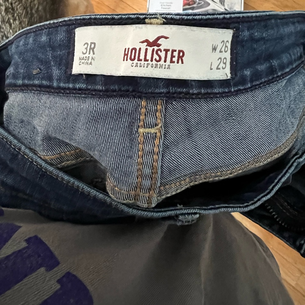 Hollister jeans